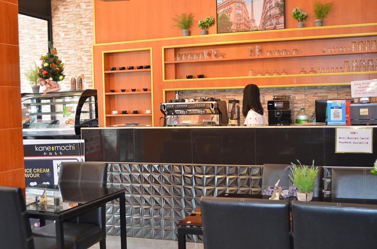 Baanpin Hotel & Cafe Bangkok Kültér fotó